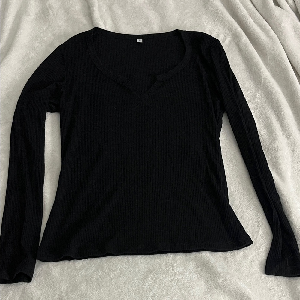 Women's Black Long Sleeve Top